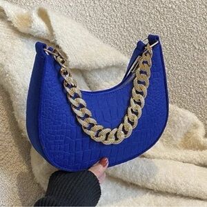 Elegant Blue Chain Shoulder Bag